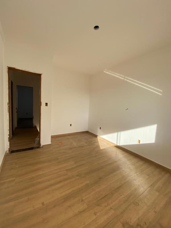 Casa, Centro, 3 Quartos, 2 Vagas, 1 Suíte