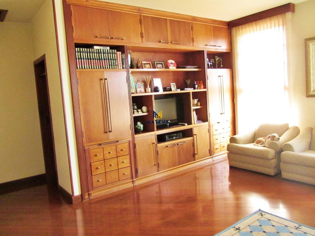 Casa, Alto Caiçaras, 3 Quartos, 5 Vagas, 1 Suíte