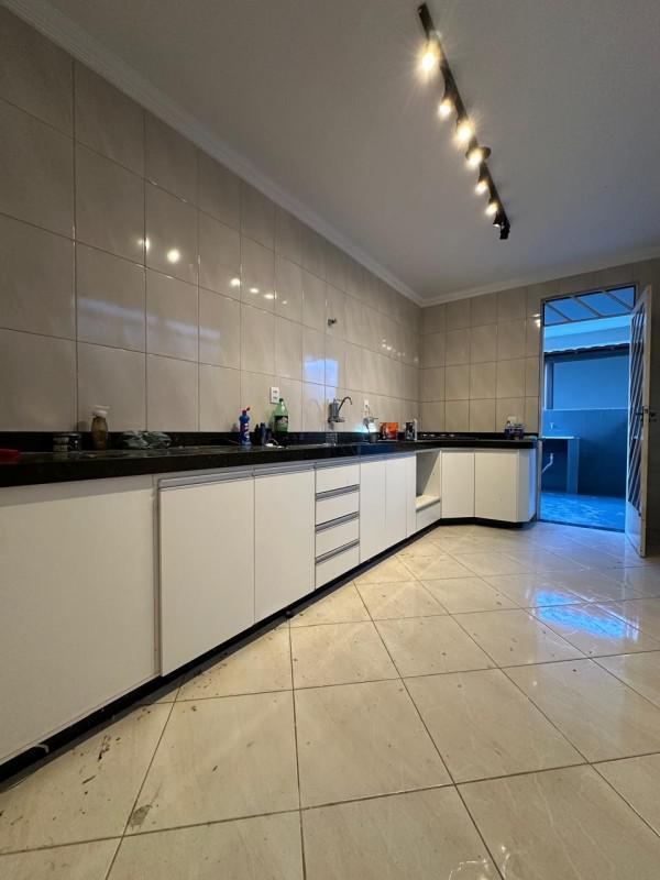 Casa, Itacolomi, 4 Quartos, 5 Vagas, 1 Suíte