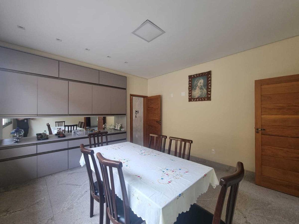 Casa, Jardim Riacho das Pedras, 5 Quartos, 10 Vagas, 2 Suítes