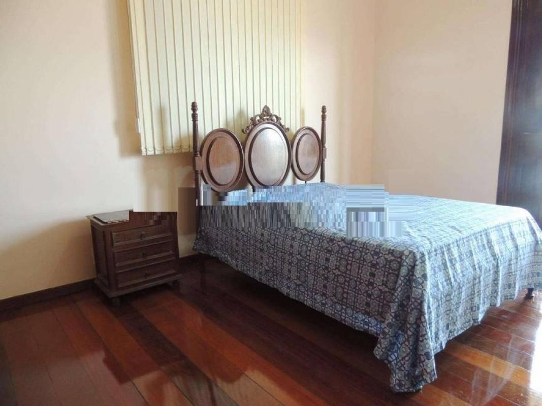 Casa, Fernão Dias, 4 Quartos, 5 Vagas, 2 Suítes