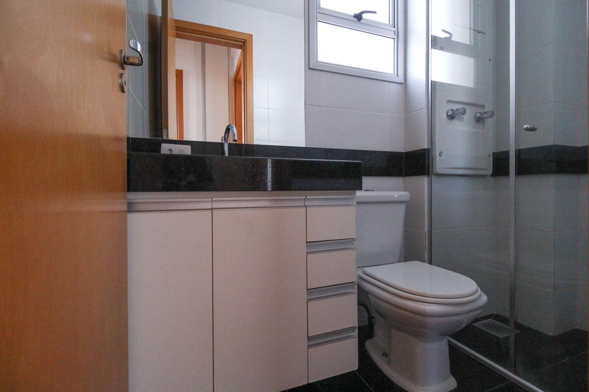 Apartamento, Serra, 2 Quartos, 2 Vagas, 1 Suíte