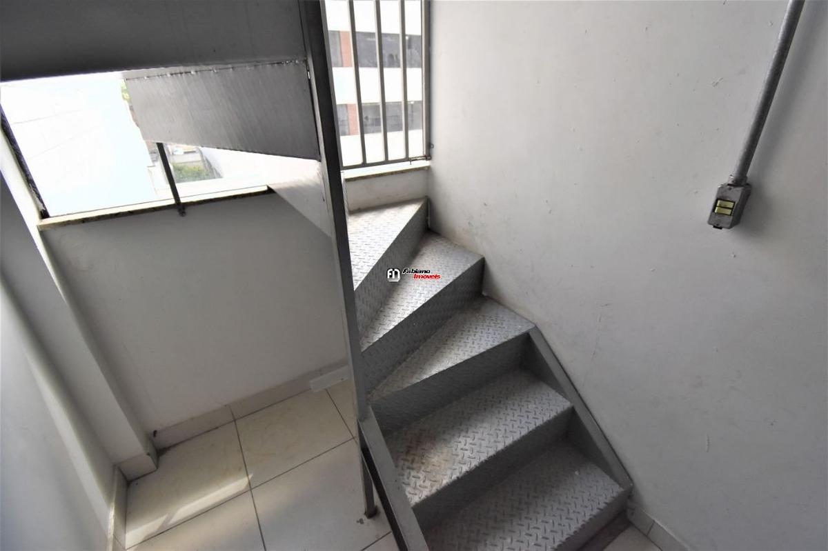 Andar, São José, 0 Quarto, 1 Vaga