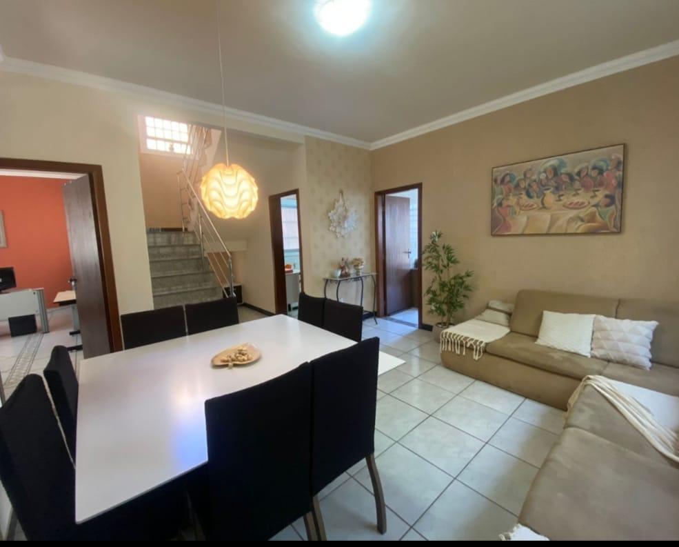 Casa, Serrano, 4 Quartos, 4 Vagas, 2 Suítes