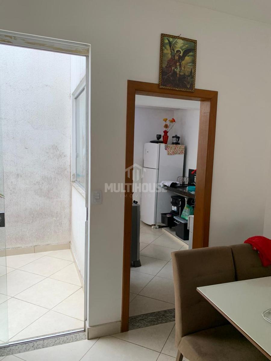 Casa, Xangri-lá, 2 Quartos, 4 Vagas, 1 Suíte
