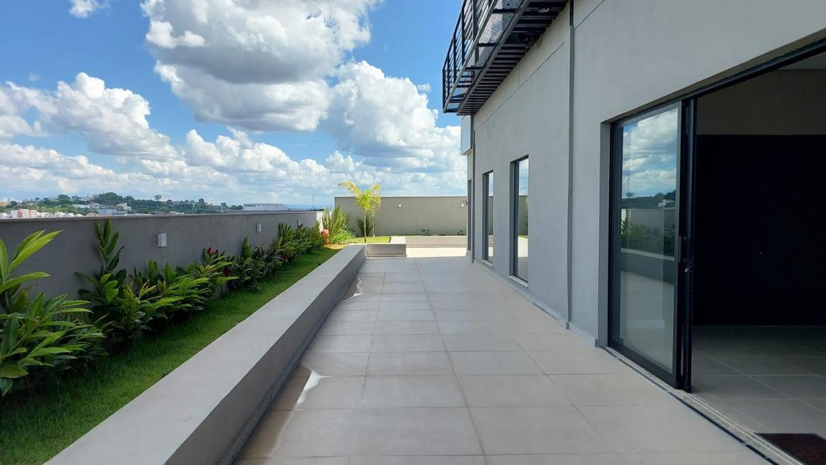 Sala, Jardim Petrópolis, 0 Quarto, 0 Vaga