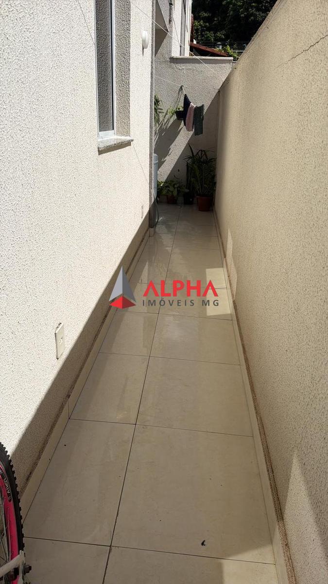 Apartamento, Miramar (barreiro), 2 Quartos, 1 Vaga