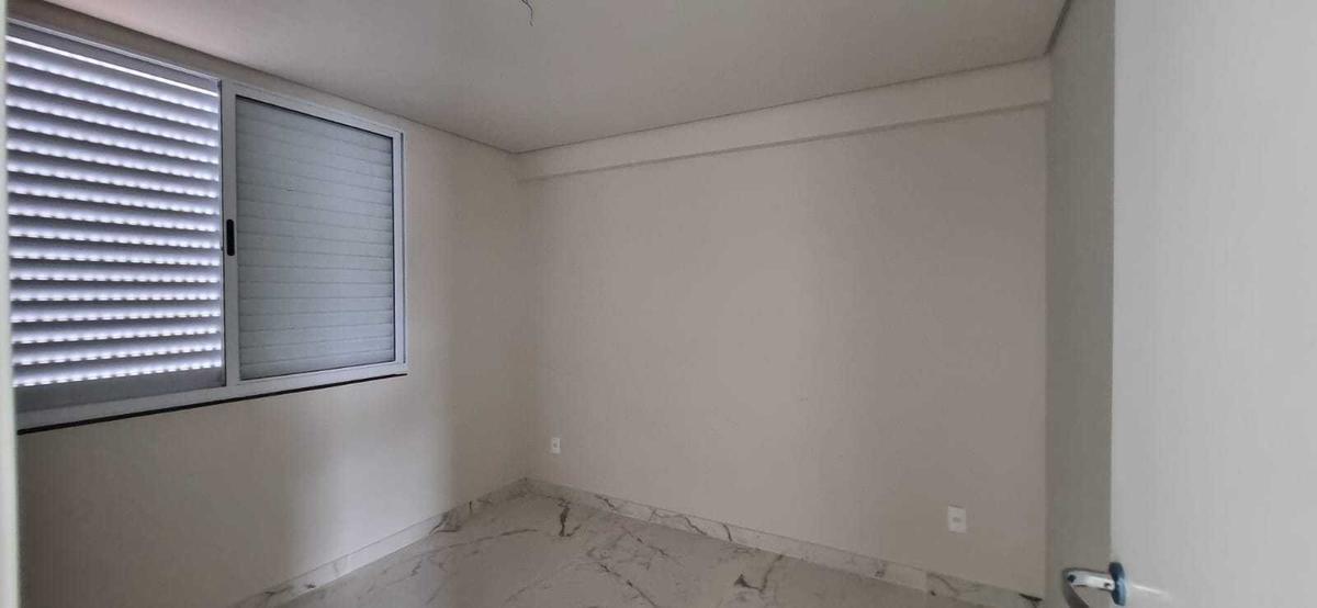 Cobertura, Ana Lúcia, 3 Quartos, 2 Vagas, 1 Suíte