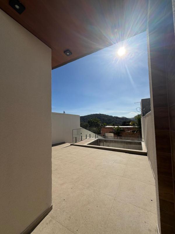 Casa, Masterville, 3 Quartos, 4 Vagas, 1 Suíte