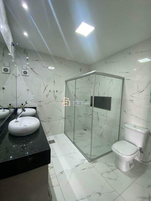 Casa, Barreiro, 3 Quartos, 4 Vagas, 1 Suíte