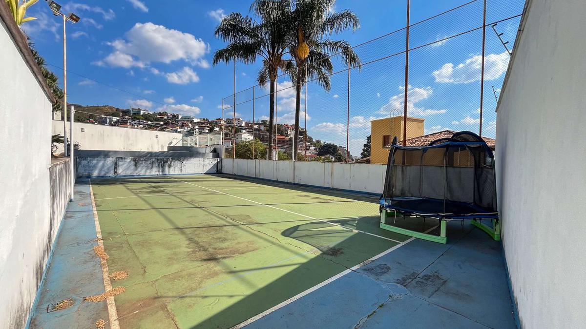Casa, Mangabeiras, 4 Quartos, 4 Vagas, 2 Suítes