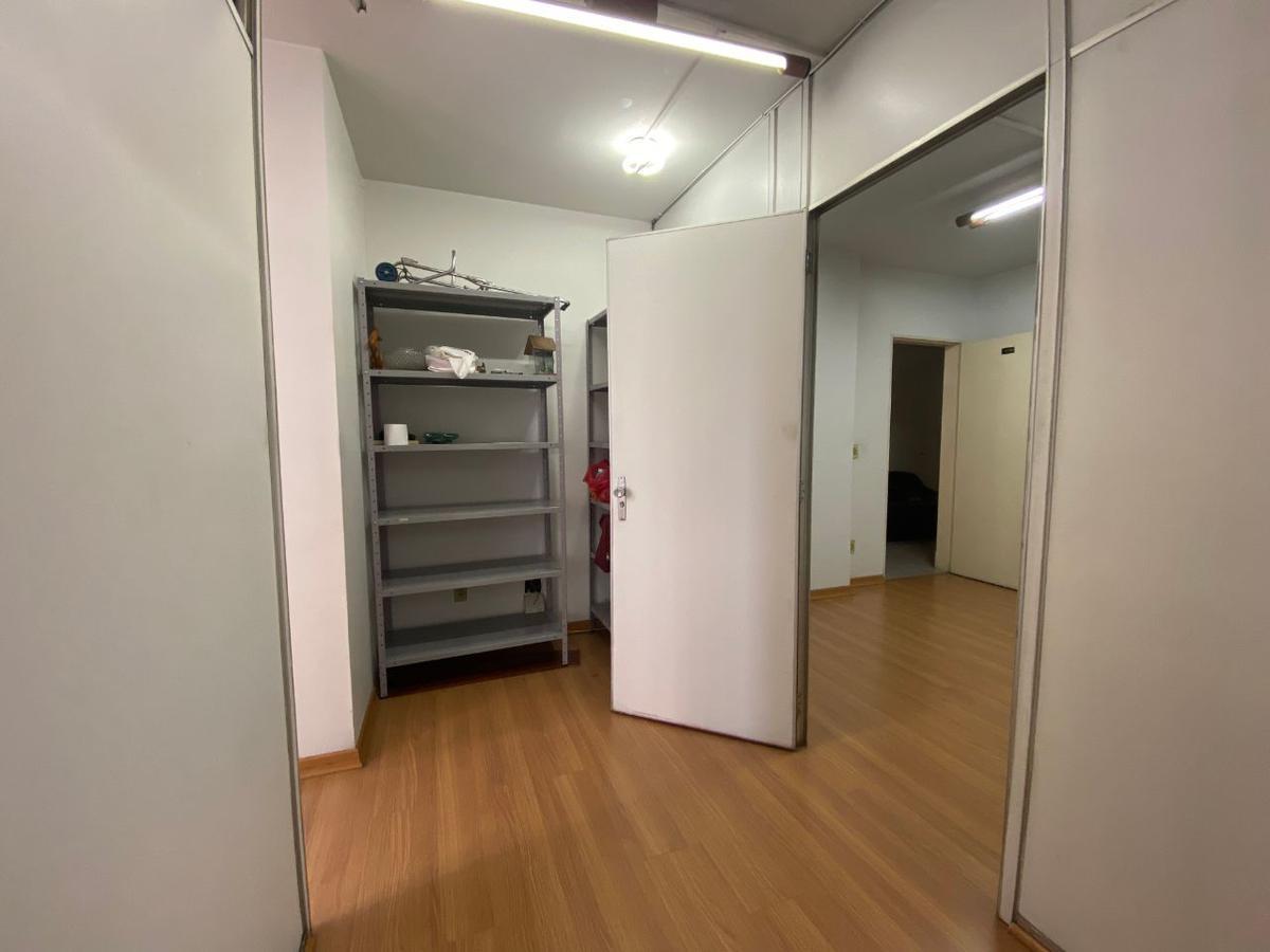 Sala, Centro
