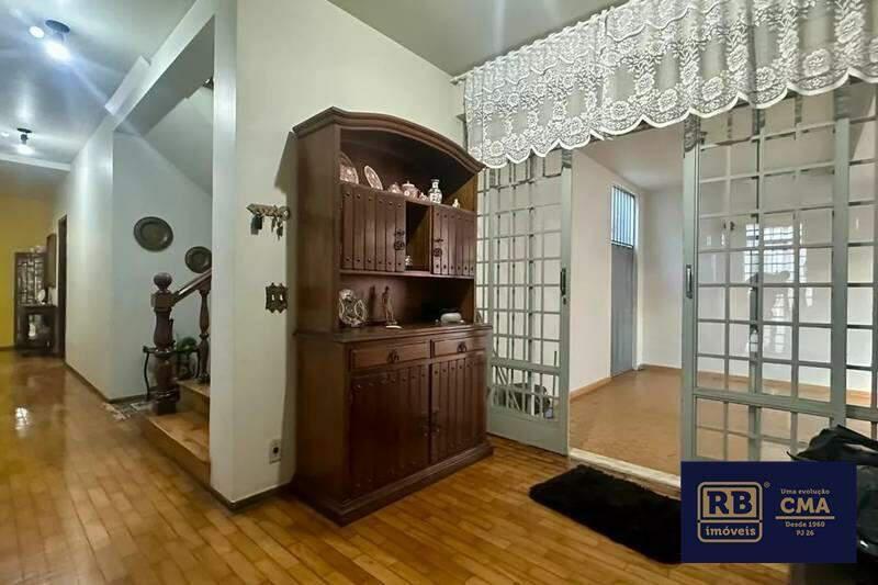 Casa, Serra, 4 Quartos, 4 Vagas, 1 Suíte