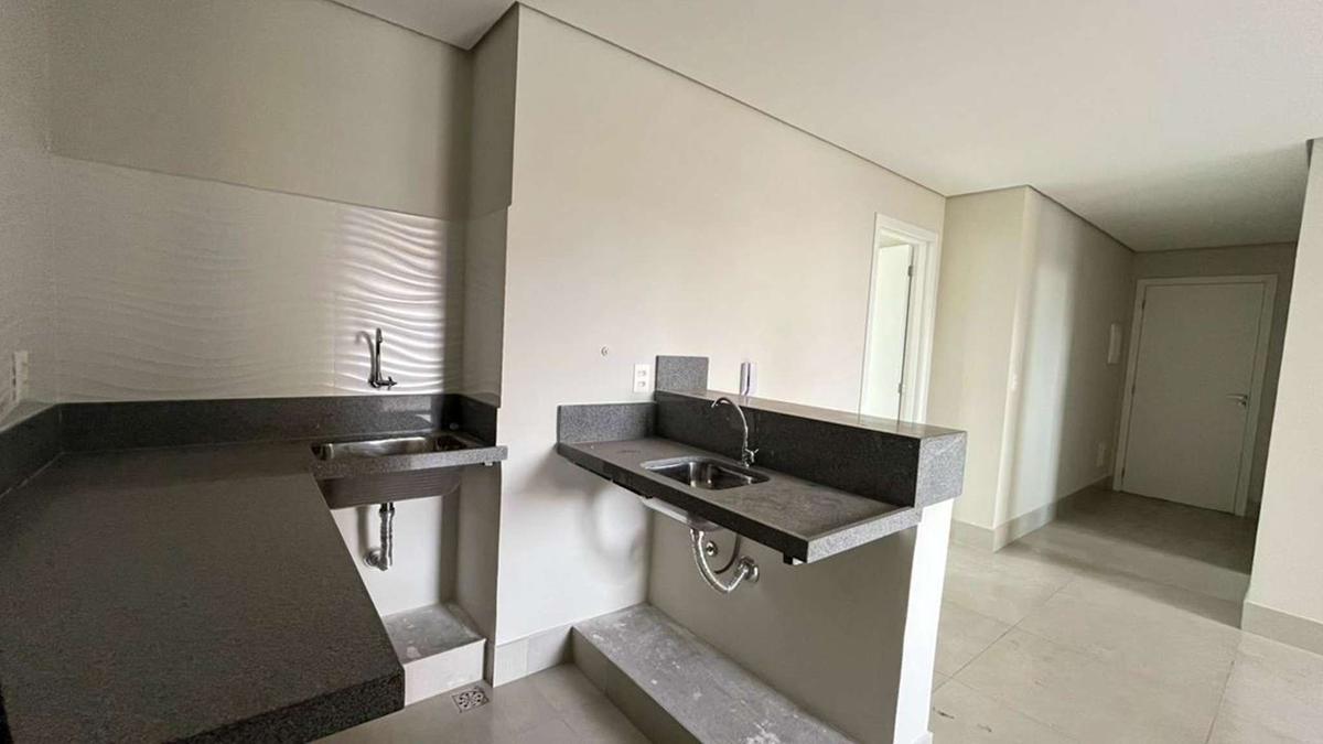 Apartamento, Centro, 2 Quartos, 0 Vaga, 1 Suíte