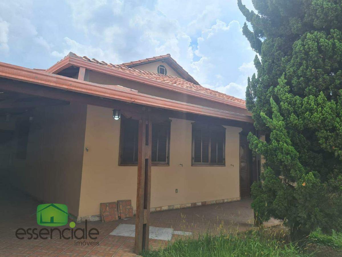 Casa, Jardim Riacho das Pedras, 3 Quartos, 4 Vagas, 1 Suíte