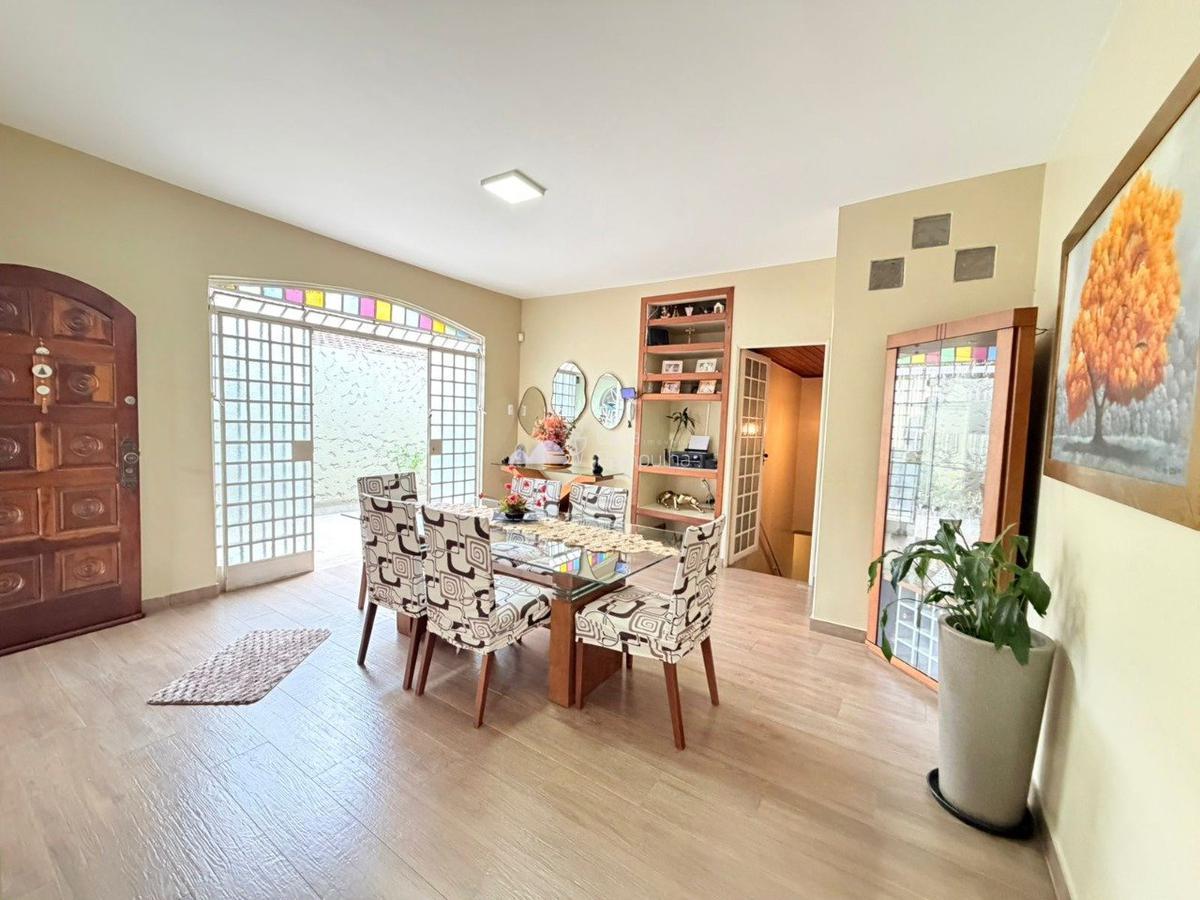 Casa, São João Batista (venda Nova), 7 Quartos, 3 Vagas, 4 Suítes