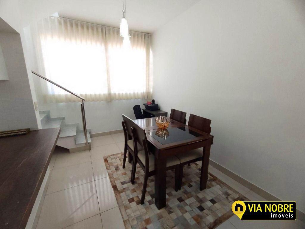Cobertura, Estoril, 2 Quartos, 2 Vagas, 2 Suítes