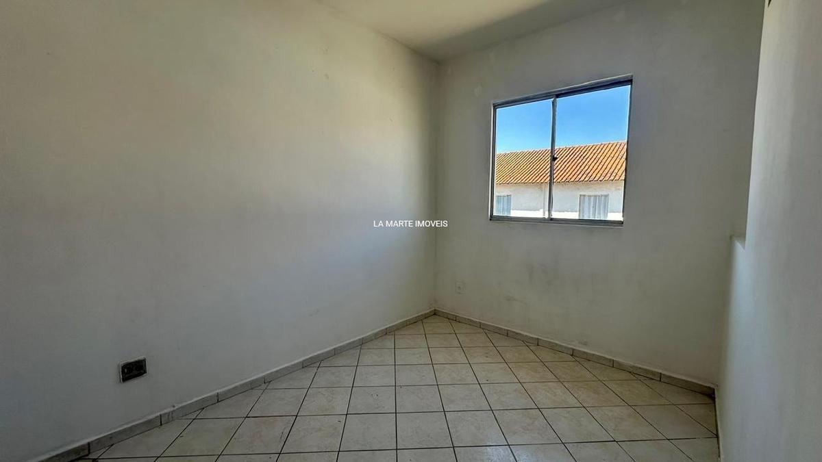 Casa, Fonte Grande, 2 Quartos, 1 Vaga