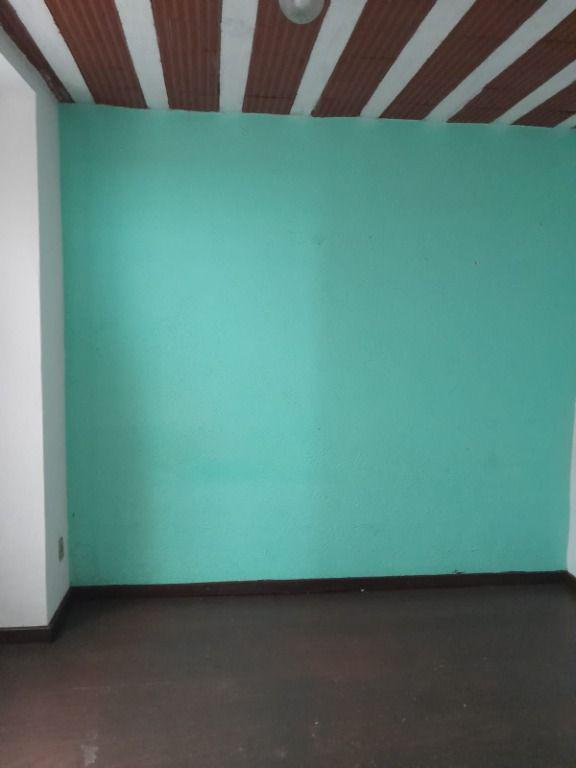 Casa, Siderúrgica, 3 Quartos, 0 Vaga