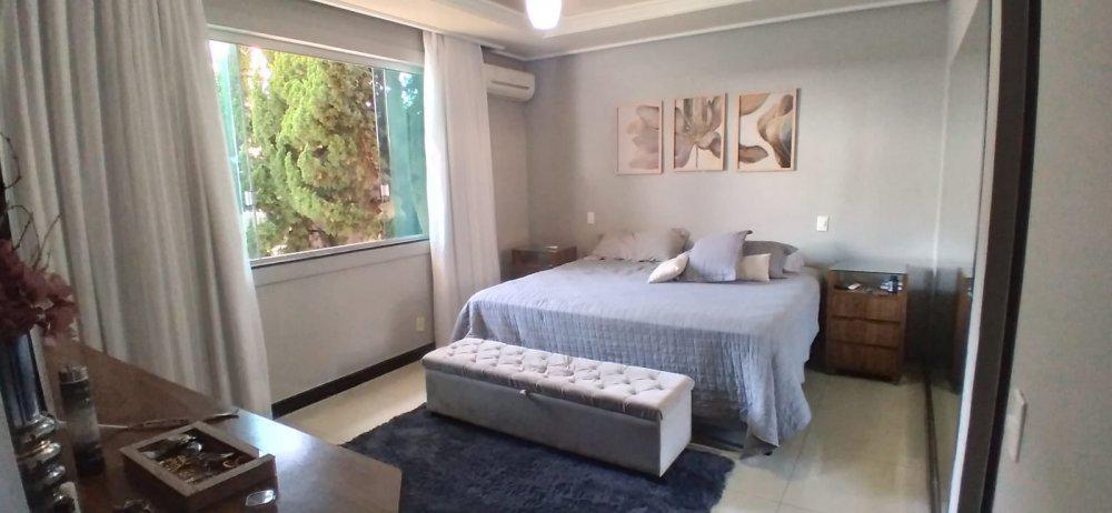 Casa, Jardim Riacho das Pedras, 3 Quartos, 6 Vagas, 1 Suíte