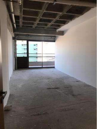 Sala, Estoril, 5 Vagas