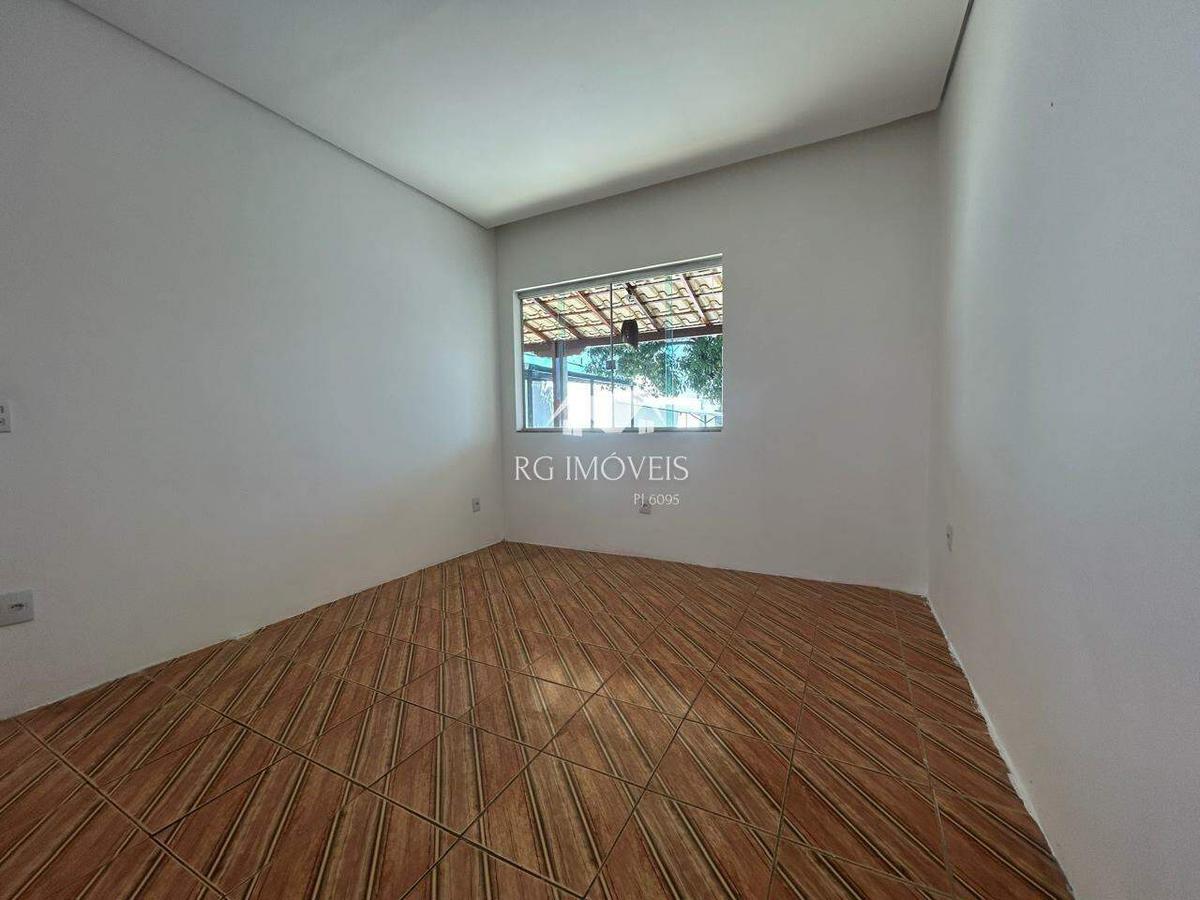Casa, Novo Progresso, 2 Quartos, 6 Vagas