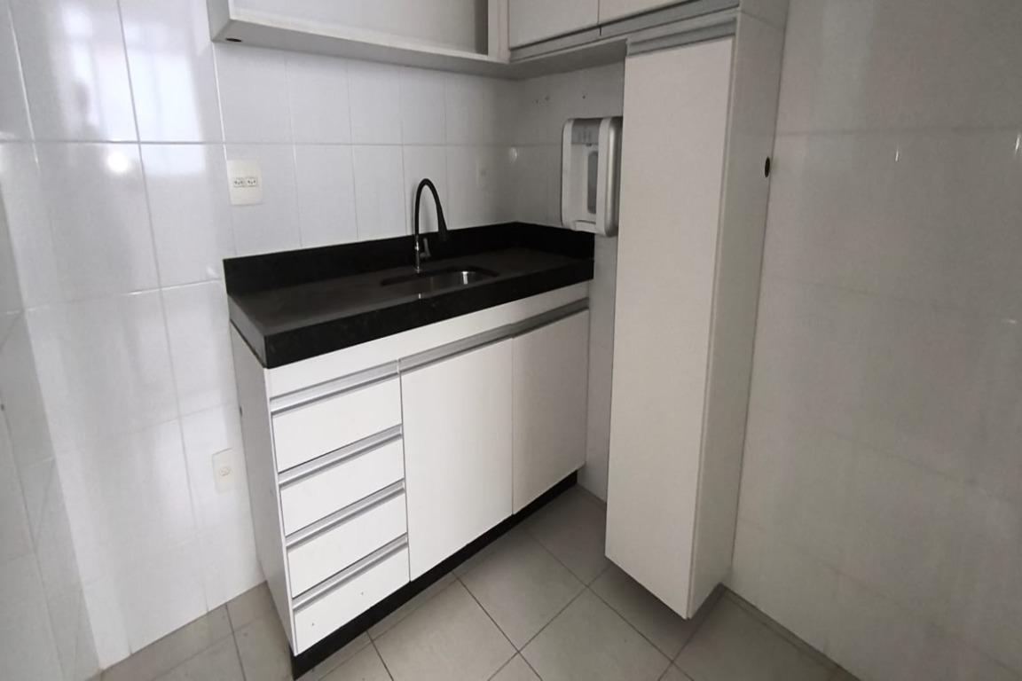 Apartamento, Sagrada Família, 3 Quartos, 2 Vagas, 1 Suíte