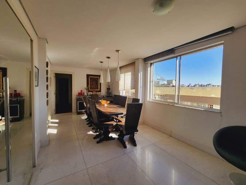 Apartamento, Funcionários, 4 Quartos, 2 Vagas, 1 Suíte