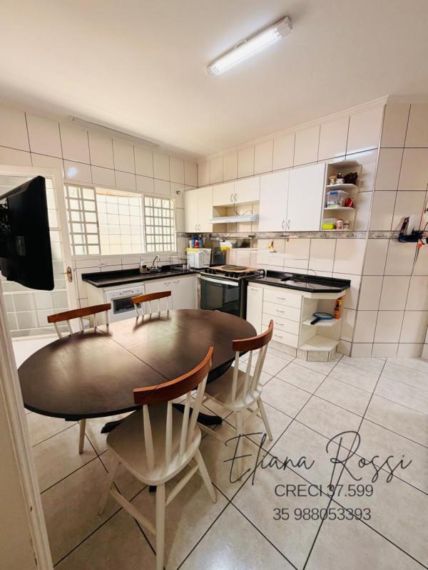 Casa, Santa Luiza, 3 Quartos, 3 Vagas, 1 Suíte