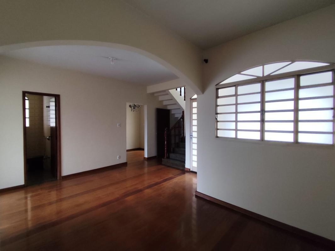 Casa, Carlos Prates, 5 Quartos, 7 Vagas, 1 Suíte