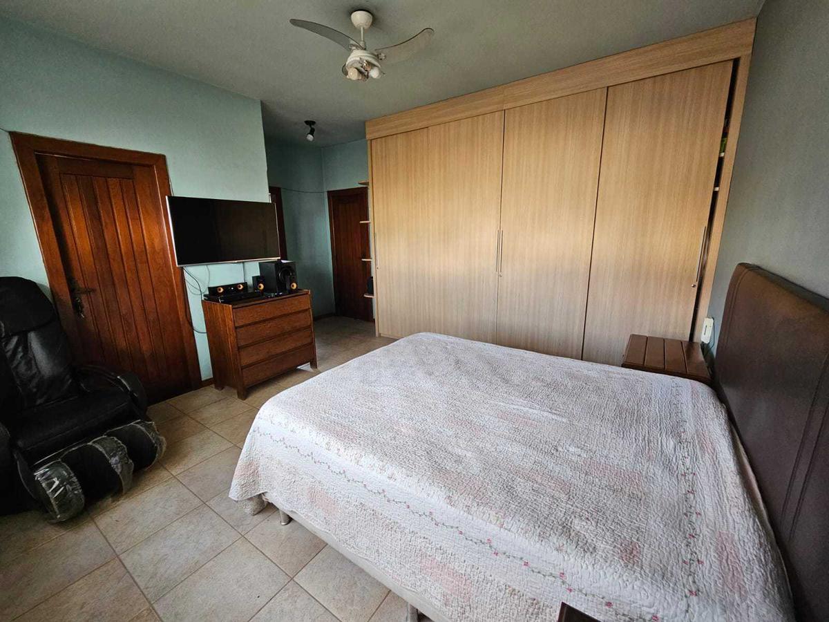 Casa, Nova Suíssa, 4 Quartos, 4 Vagas, 1 Suíte