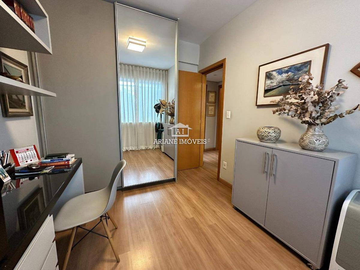 Apartamento, Savassi, 4 Quartos, 3 Vagas, 1 Suíte