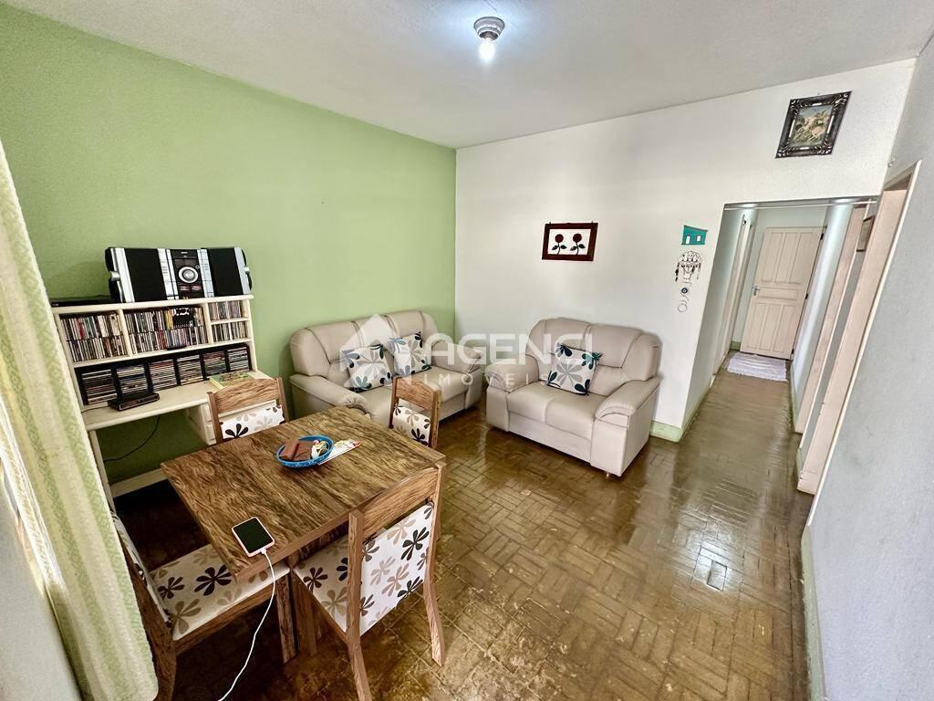 Casa, Coqueiros, 3 Quartos, 0 Vaga, 0 Suíte