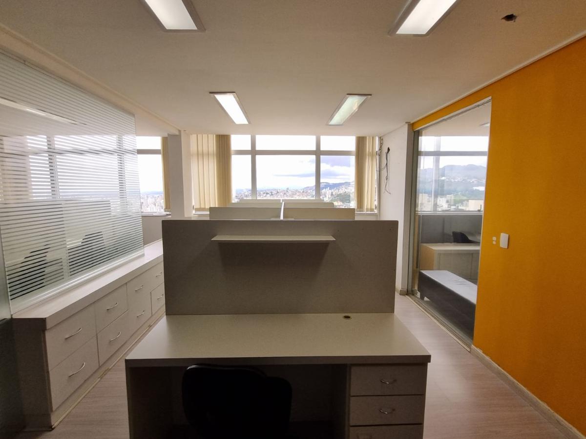 Sala, São Bento, 0 Quarto, 0 Vaga