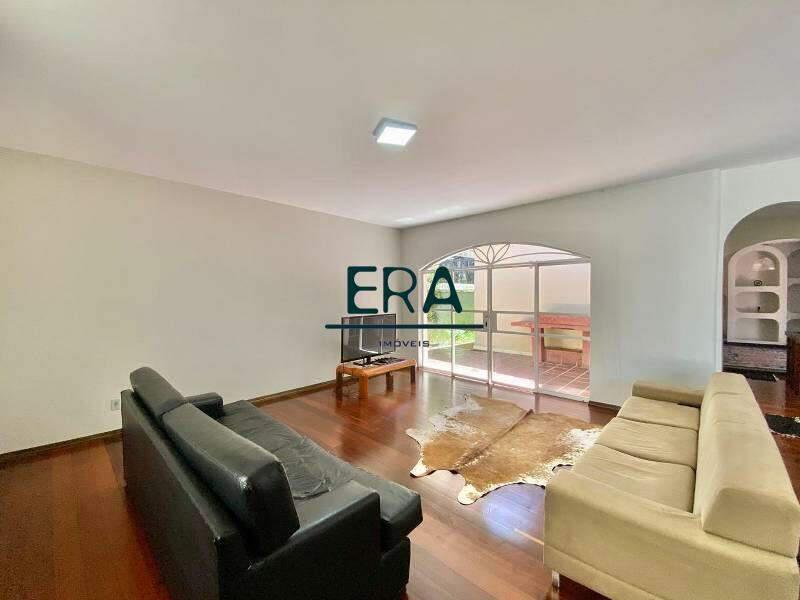 Casa, Sion, 4 Quartos, 6 Vagas, 1 Suíte