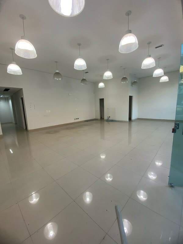 Andar, Jardim Bandeirantes, 0 Quarto, 7 Vagas