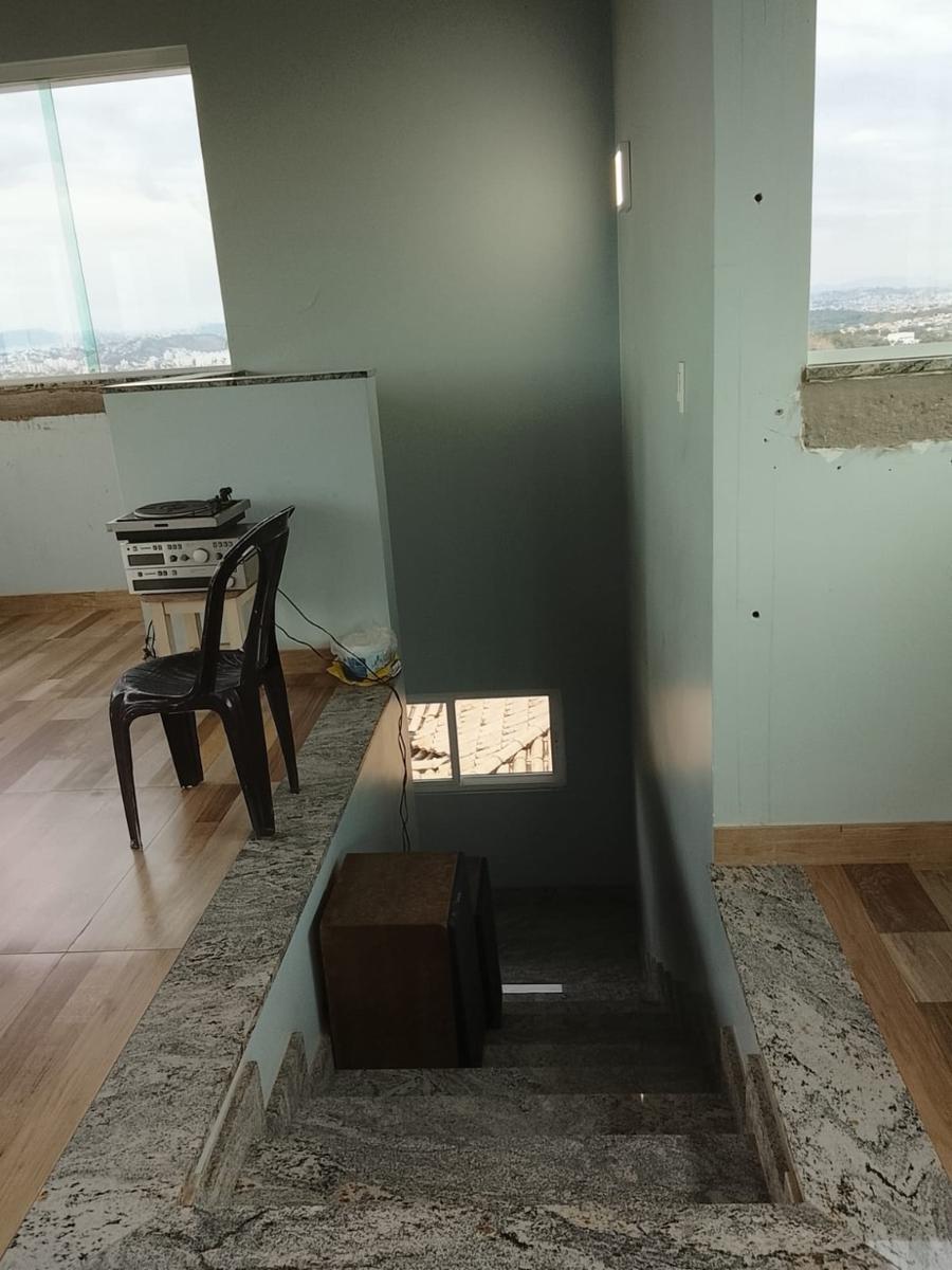 Casa, Trevo, 7 Quartos, 8 Vagas, 3 Suítes