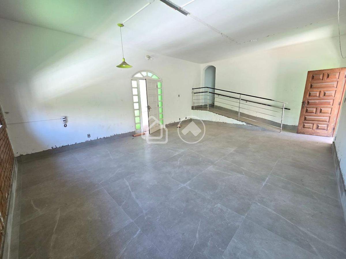 Casa, Buritis, 3 Quartos, 4 Vagas, 2 Suítes