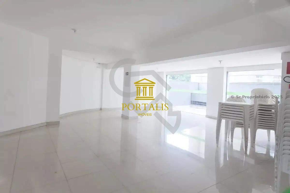 Cobertura, Estoril, 2 Quartos, 2 Vagas, 1 Suíte