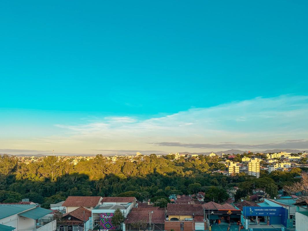 Cobertura, Planalto, 2 Quartos, 2 Vagas, 1 Suíte