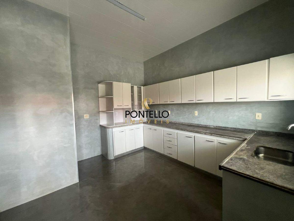 Casa, Jardim Arizona, 4 Quartos, 3 Vagas, 1 Suíte