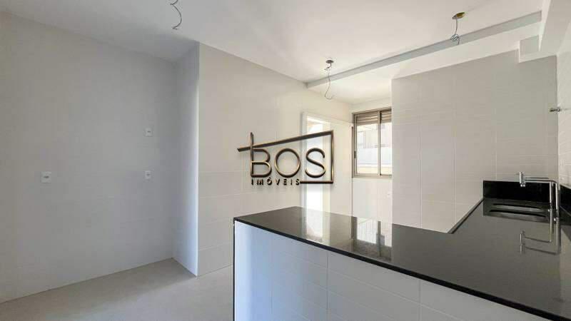 Apartamento, Cruzeiro, 4 Quartos, 4 Vagas, 2 Suítes