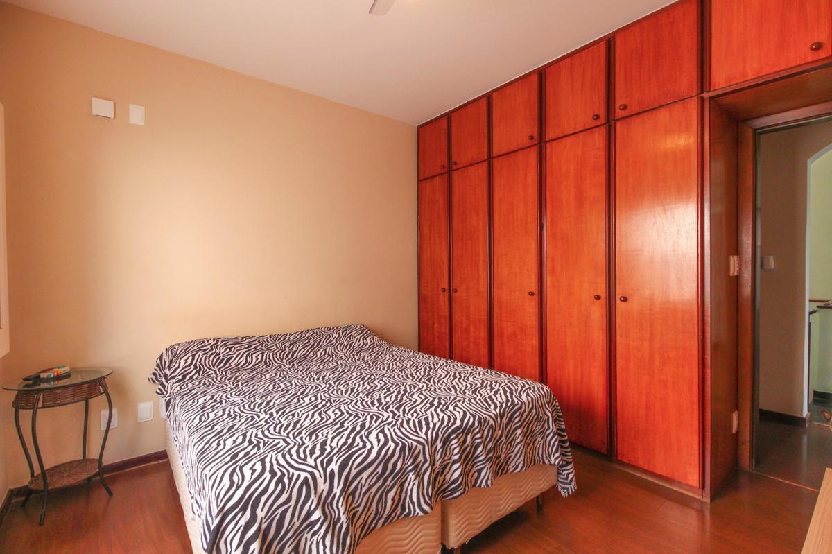 Casa, Buritis, 4 Quartos, 4 Vagas, 1 Suíte
