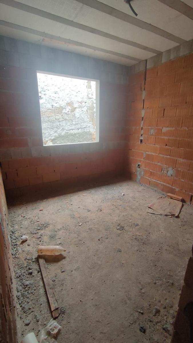 Casa, Santa Amélia, 3 Quartos, 6 Vagas, 1 Suíte