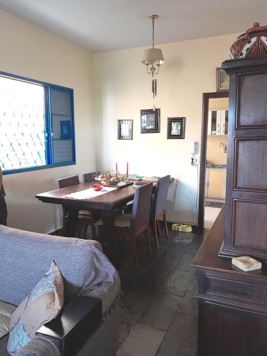 Casa, Califórnia, 3 Quartos, 3 Vagas, 1 Suíte