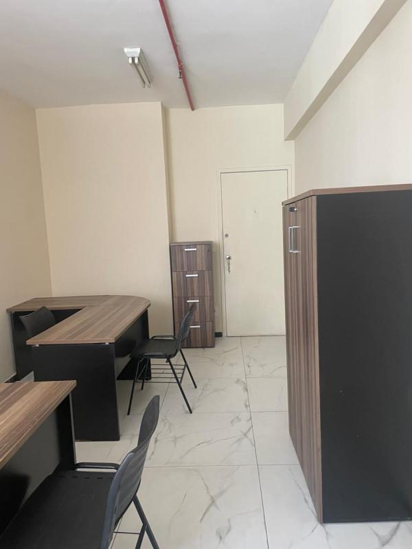 Sala, Centro, 0 Quarto, 0 Vaga, 1 Suíte