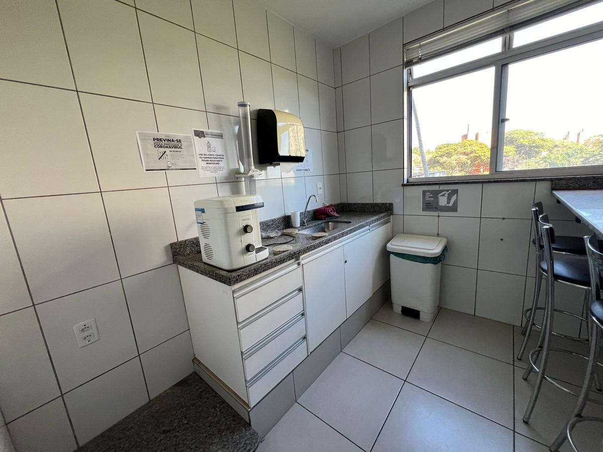 Andar, Estoril, 0 Quarto, 17 Vagas