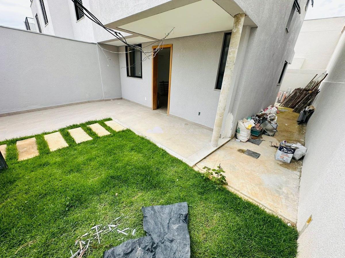 Casa, Planalto, 3 Quartos, 2 Vagas, 1 Suíte