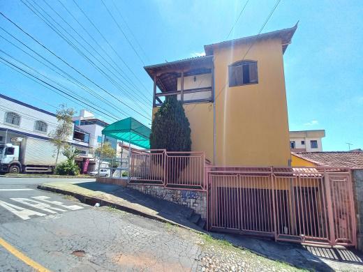 Casa, Planalto, 3 Quartos, 4 Vagas, 1 Suíte