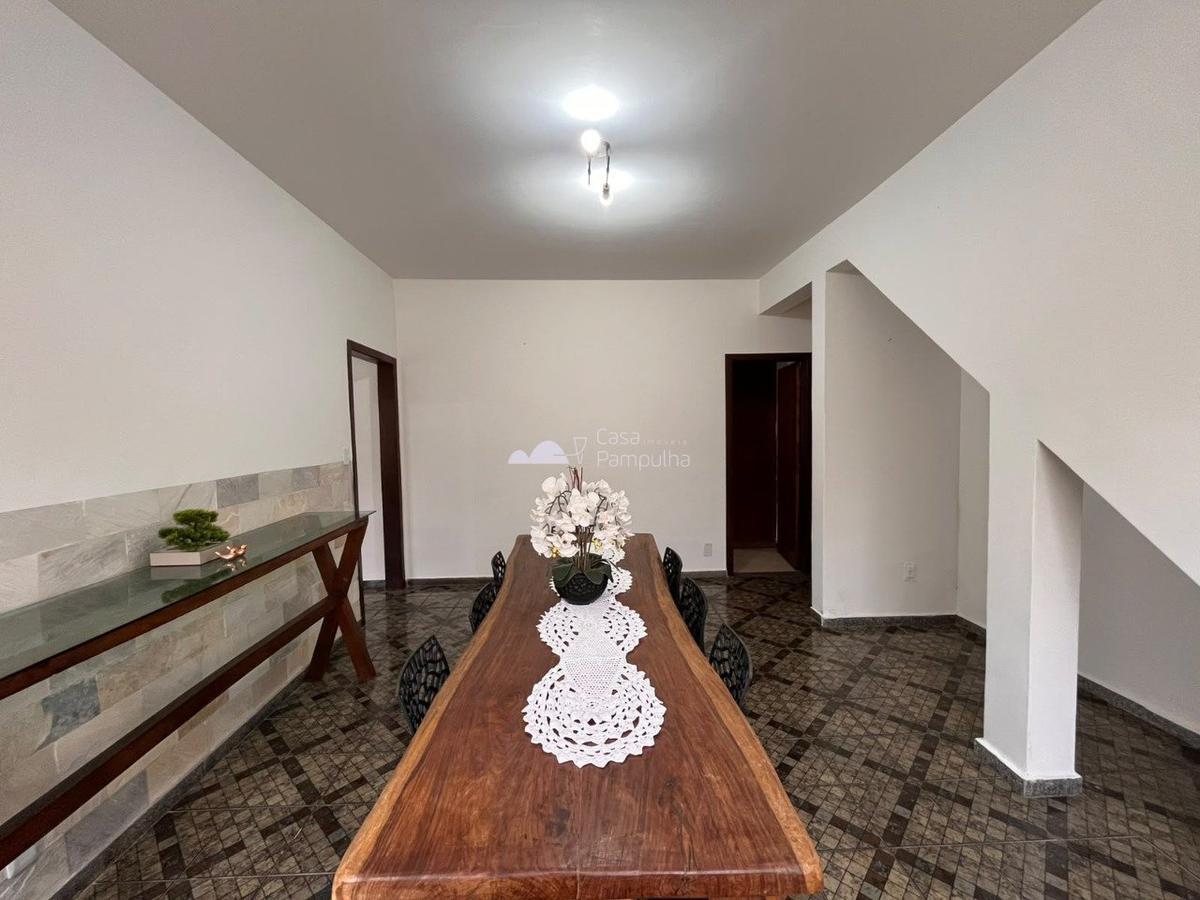 Casa, Planalto, 6 Quartos, 6 Vagas, 2 Suítes